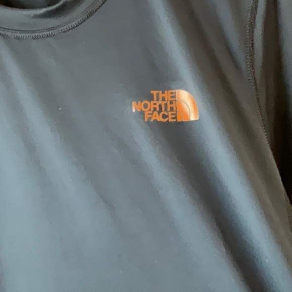 The North Face Men’s On the go flash dry tee - Picture 2 of 9